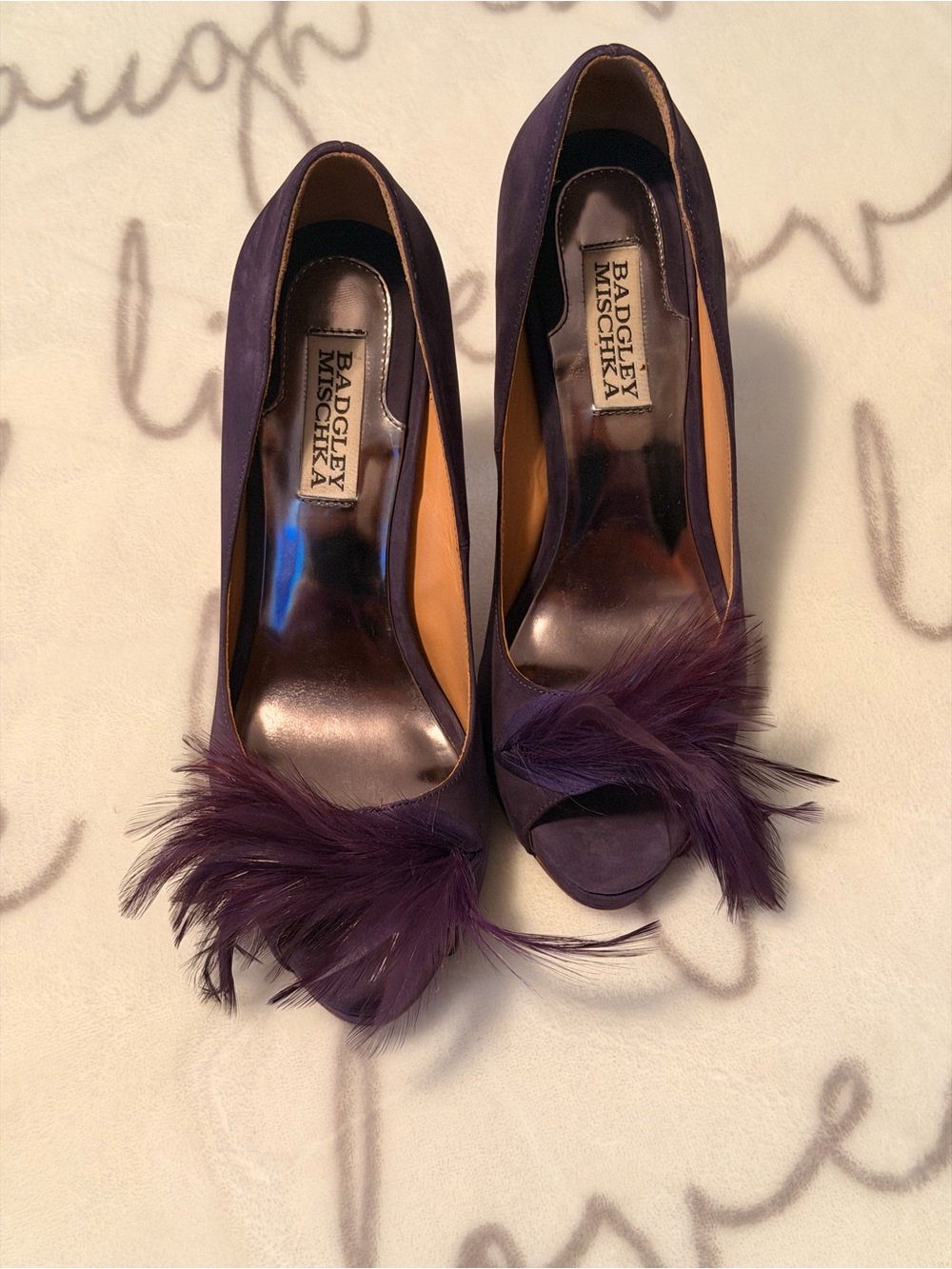 Badgley Mischka Ginnie Purple Feather Platform Peep-Toe l Excellent Condition